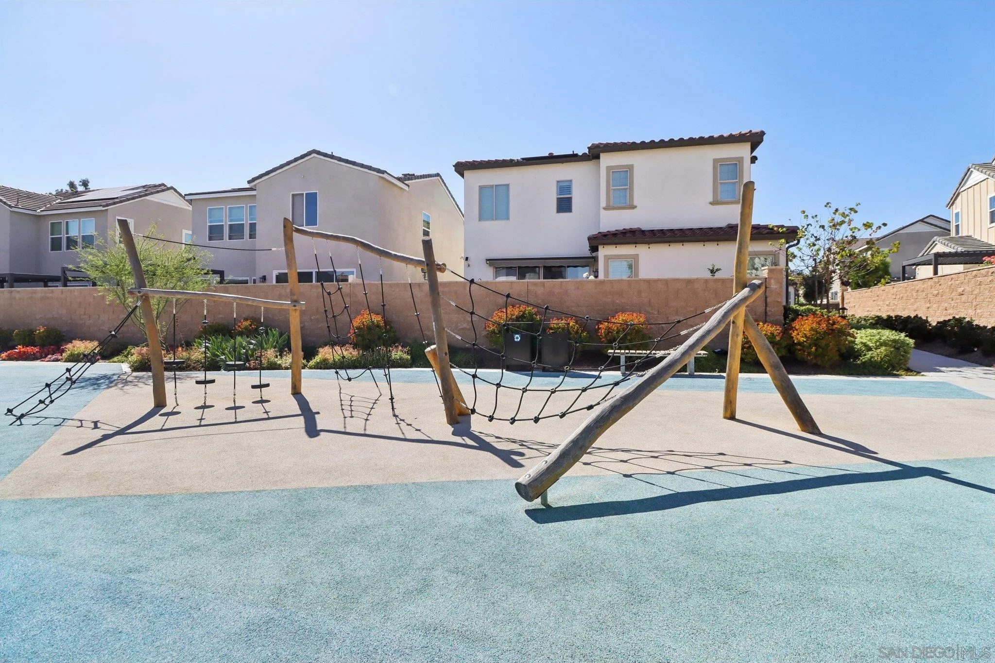 10128 Hercules Way Spring Valley, CA 91977 - Photo 57 of 60