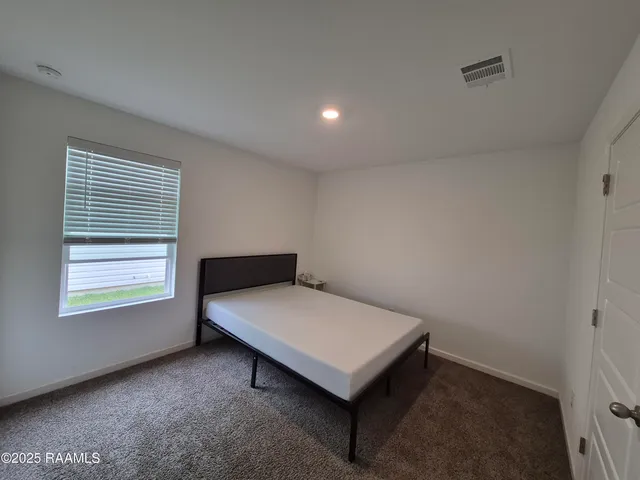 $2,100 | 718 Aleppo Lane, Zachary, LA 70791