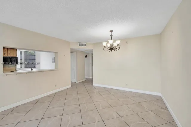 $255,000 | 9520 Seagrape Drive, Unit 306, Davie, FL 33324
