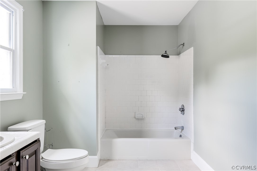 9641 Pasture Hill Road Midlothian, VA 23112 - Photo 28 of 30 a bathroom with a bathtub and toilet