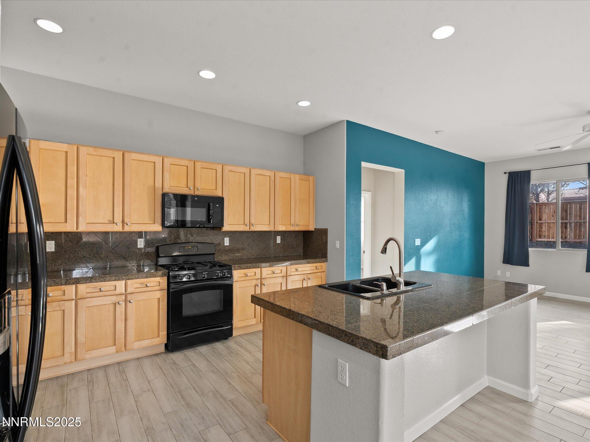 7100 Souverain Lane Reno, NV 89506 - Photo 11 of 34 16-7100 Souverain Ln-115