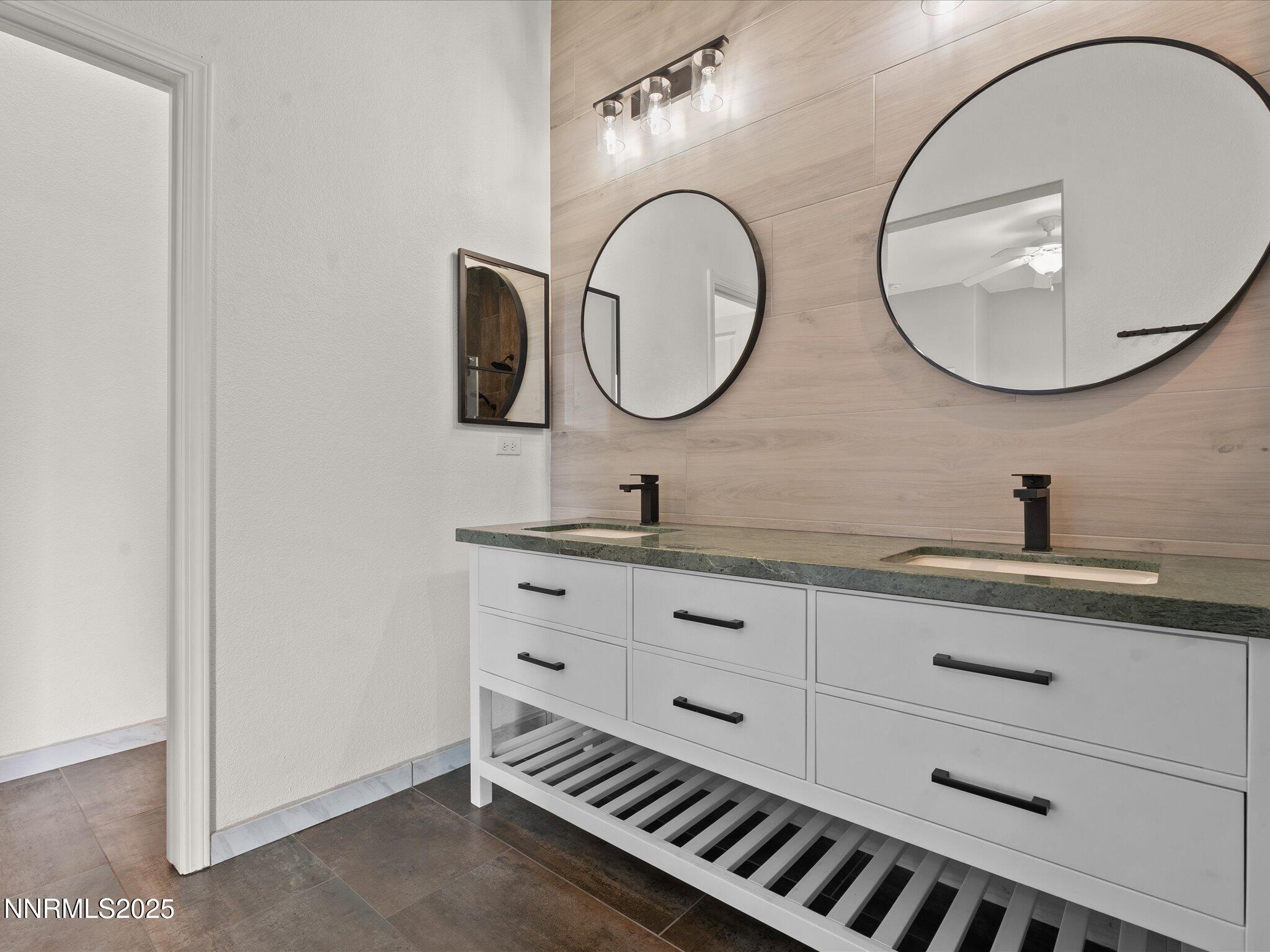 7100 Souverain Lane Reno, NV 89506 - Photo 20 of 34 25-7100 Souverain Ln-124