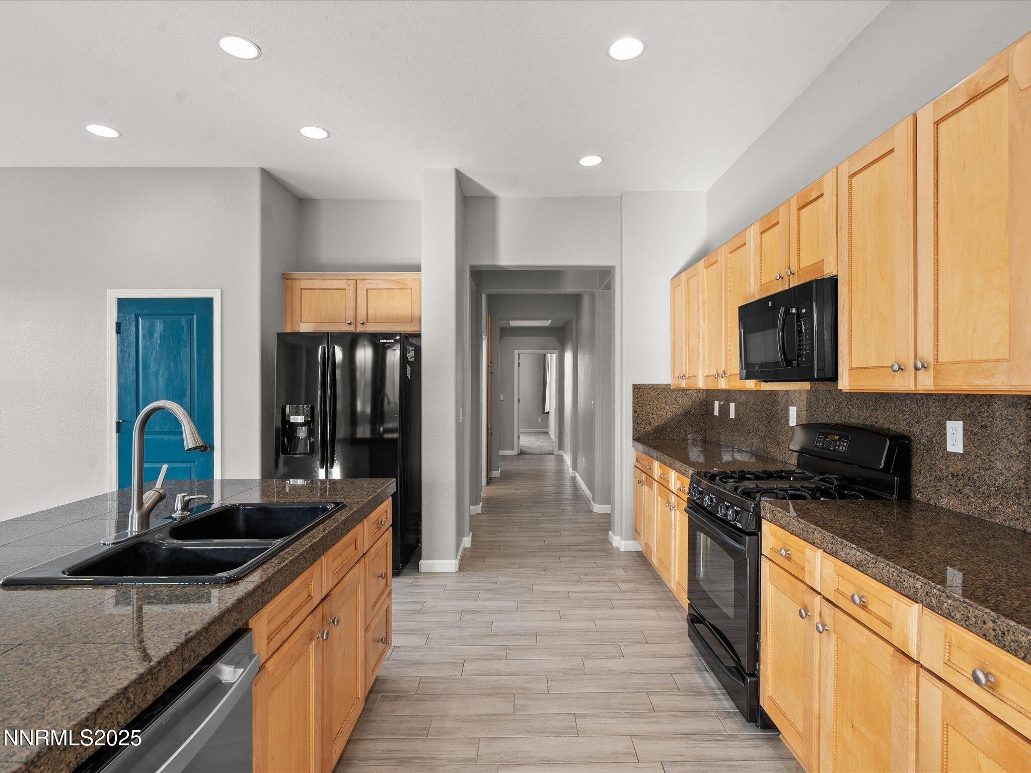 7100 Souverain Lane Reno, NV 89506 - Photo 9 of 34 13-7100 Souverain Ln-112