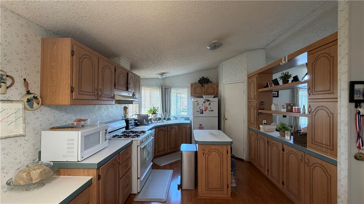 3727 Equation Road Pomona, CA 91767 - Photo 5 of 19