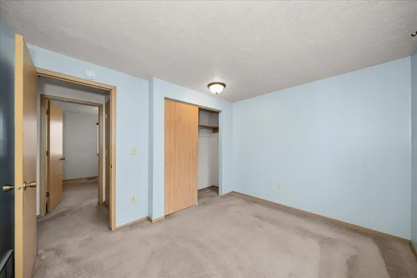 $299,000 | 950 East Calkins Drive, Spokane, WA 99208