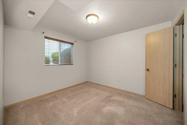$299,000 | 950 East Calkins Drive, Spokane, WA 99208
