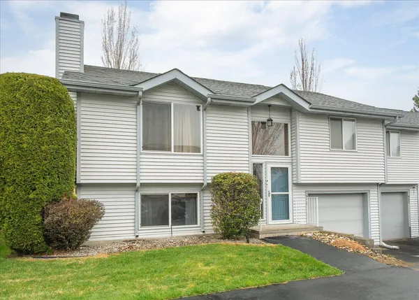 $299,000 | 950 East Calkins Drive, Spokane, WA 99208