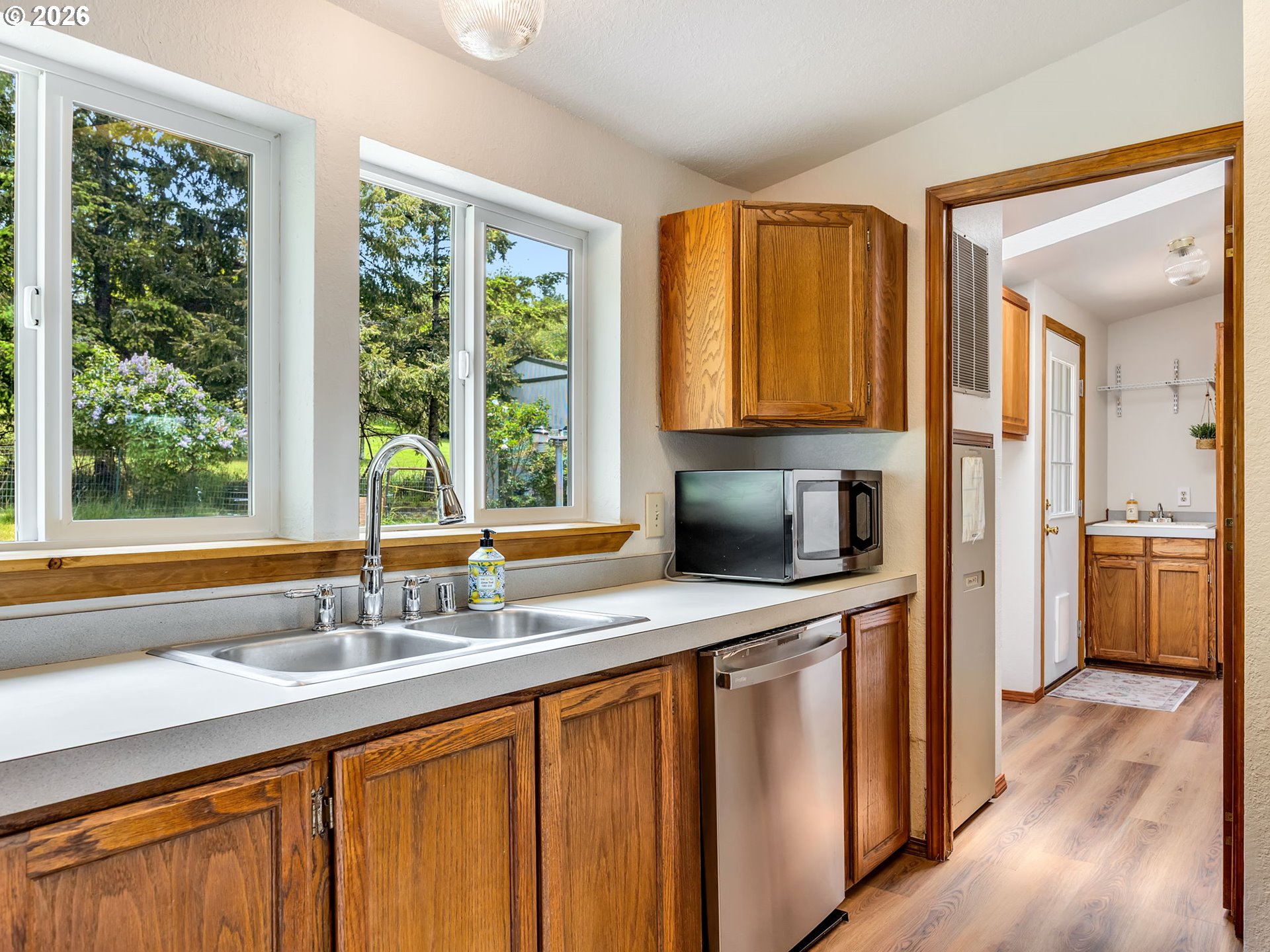 90465 Peter Johnson Road Astoria, OR 97103 - Photo 16 of 48