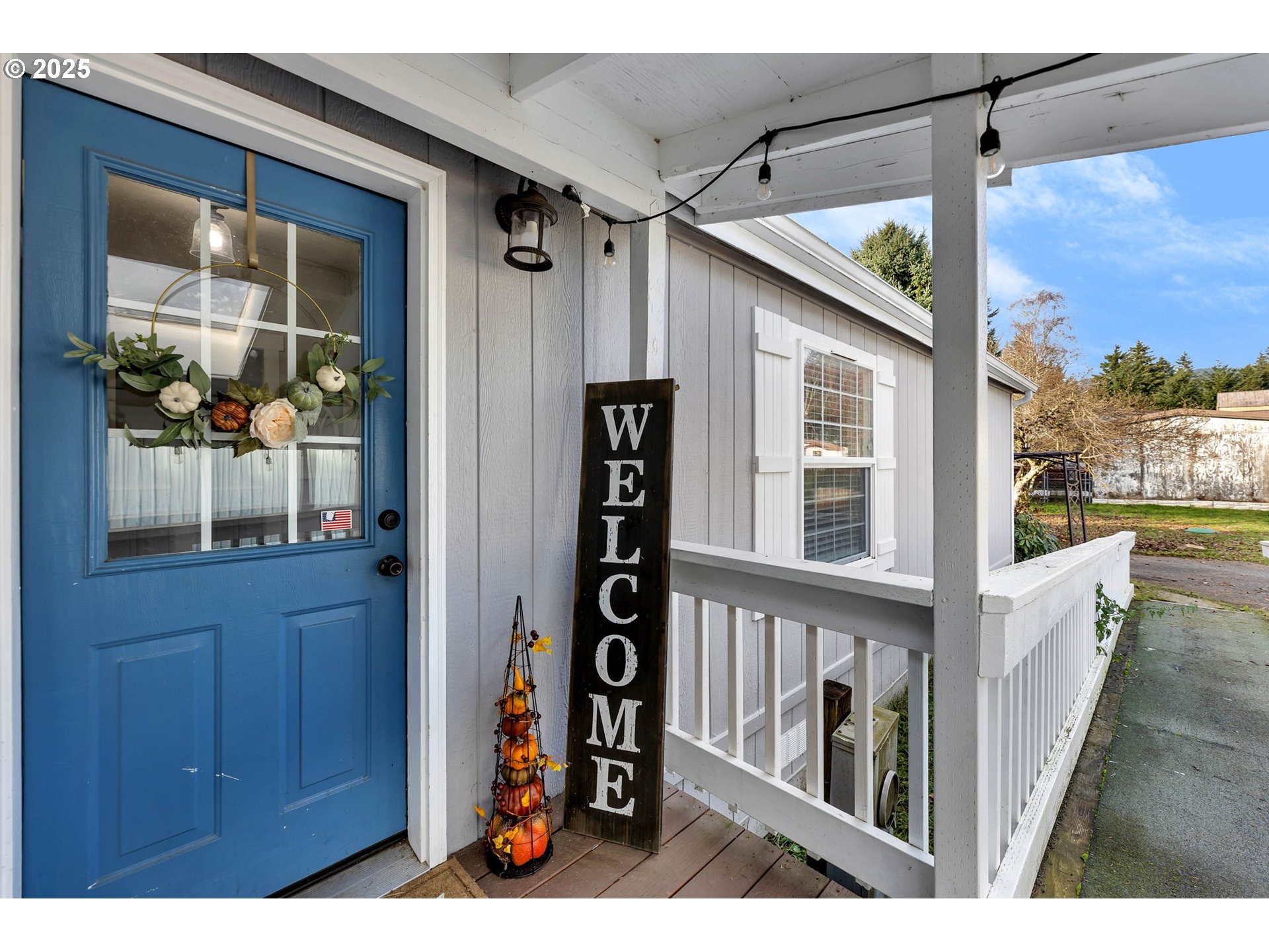 111 Mathany Road Carson, WA 98610 - Photo 4 of 39 a view of an entryway