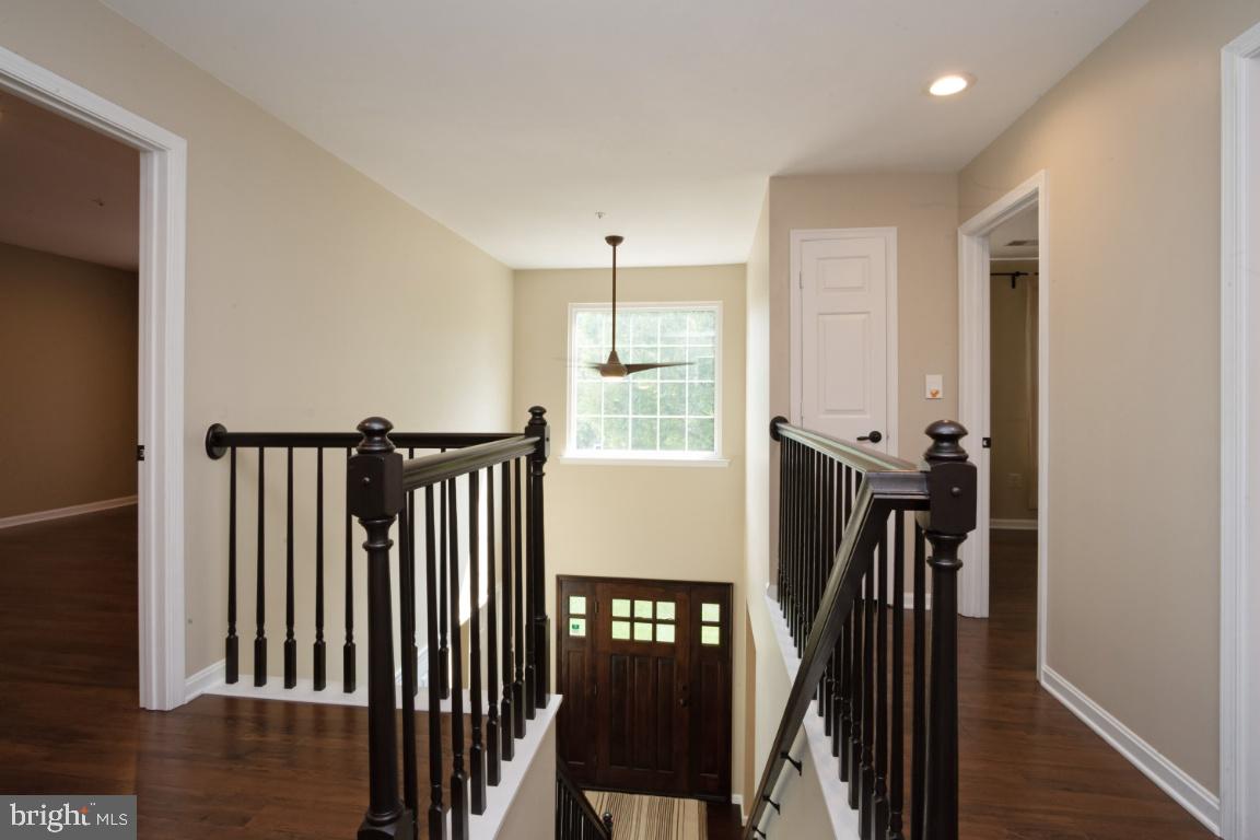 9203 Sandy Creek Road Fort Washington, MD 20744 - Photo 6 of 41 Gallery Image 6