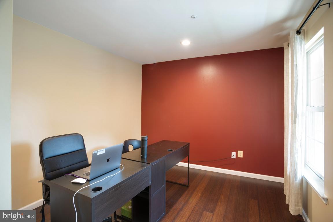 9203 Sandy Creek Road Fort Washington, MD 20744 - Photo 7 of 41 Gallery Image 7