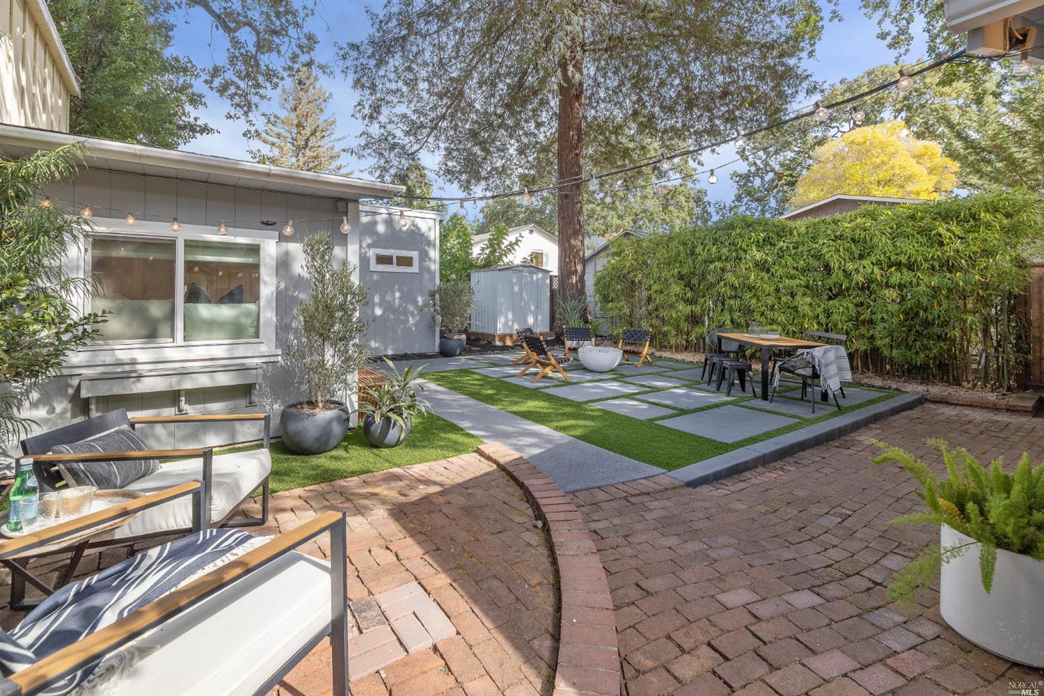 27 Laurel Avenue San Anselmo, CA 94960 - Photo 30 of 52 a front view of a house with garden