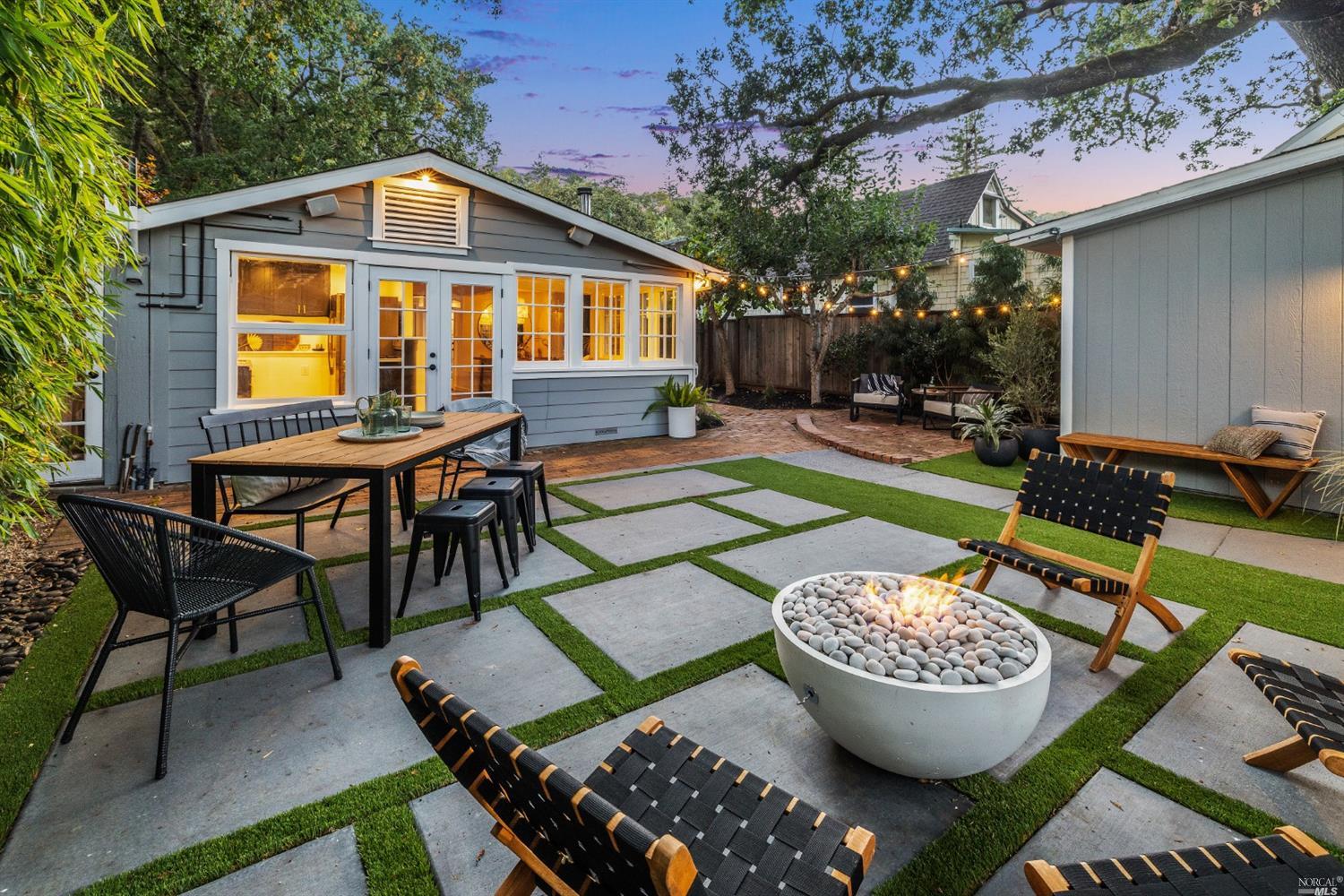 27 Laurel Avenue San Anselmo, CA 94960 - Photo 40 of 52 a view of a swimming pool with a patio