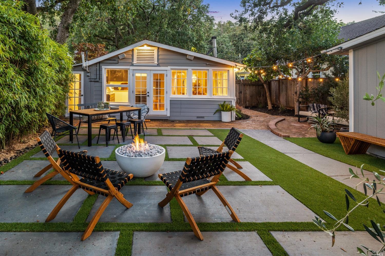 27 Laurel Avenue San Anselmo, CA 94960 - Photo 41 of 52 a front view of a house with swimming pool having outdoor seating