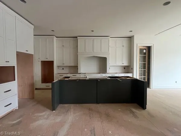 $1,350,000 | 7693 Manderley Drive, Oak Ridge, NC 27310