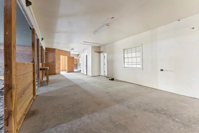 a view of livingroom with hardwood