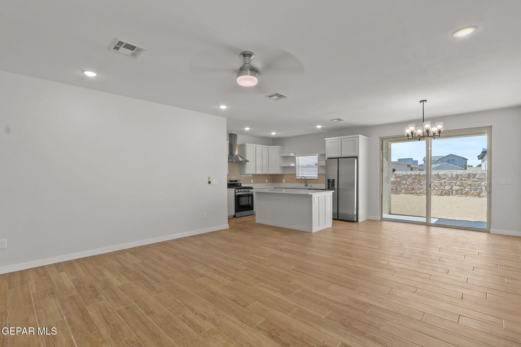 646 Davi's Greenwood Court Vinton, TX 79821 - Photo 4 of 23 3-web-or-mls-IMG_0015