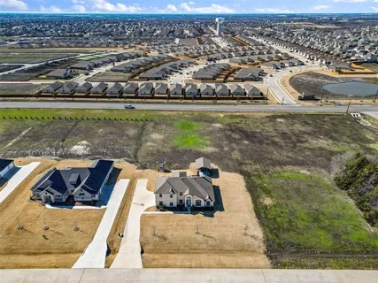 $589,999 | 1133 Barrix Drive, Forney, TX 75126