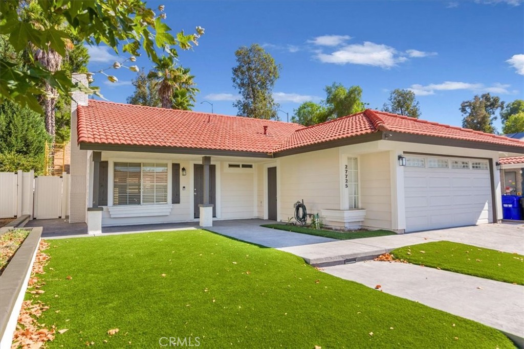 27725 Wakefield Road Castaic, CA 91384 - Photo 2 of 20