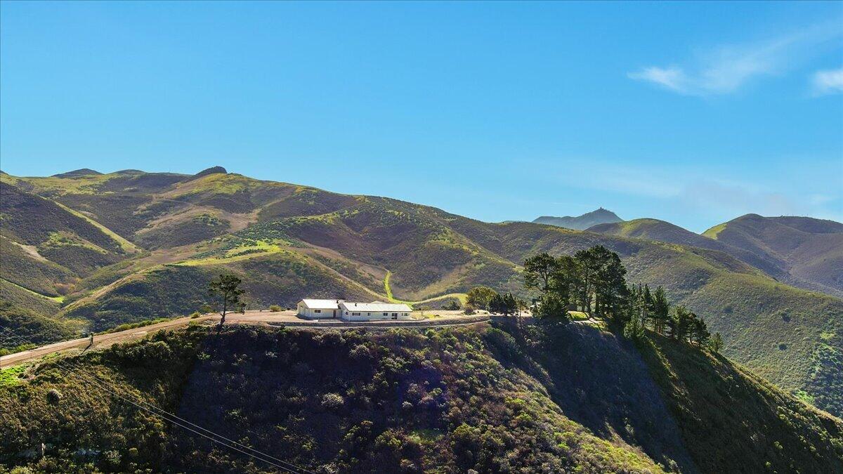 1102 Lasalle Canyon Road Lompoc, CA 93436 - Photo 1 of 62 02-Above It All