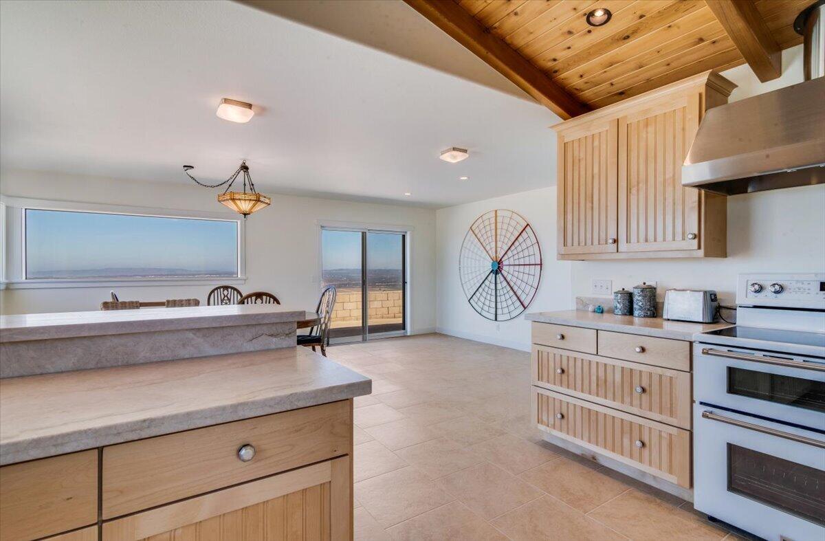 1102 Lasalle Canyon Road Lompoc, CA 93436 - Photo 14 of 62 15-Kitchen_Dining_Entertaining