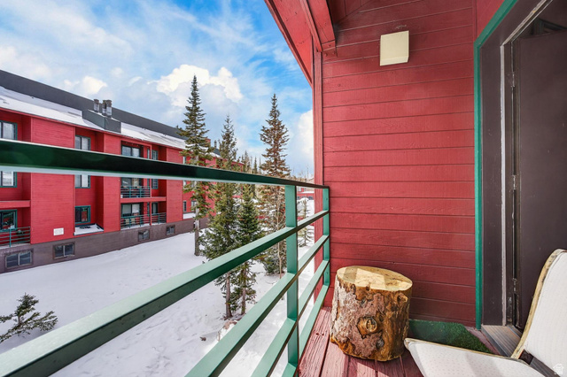 407 South Vasels Road, Unit 24 Brian Head, UT 84719 - Photo 23 of 63 View of balcony