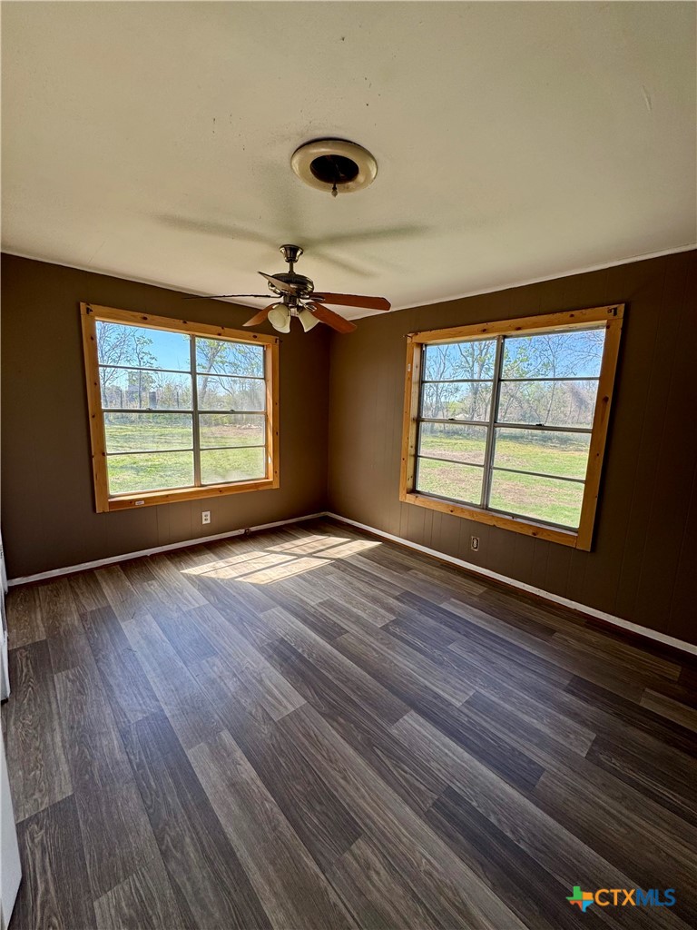 471 Old Goliad Road Victoria, TX 77905 - Photo 9 of 15