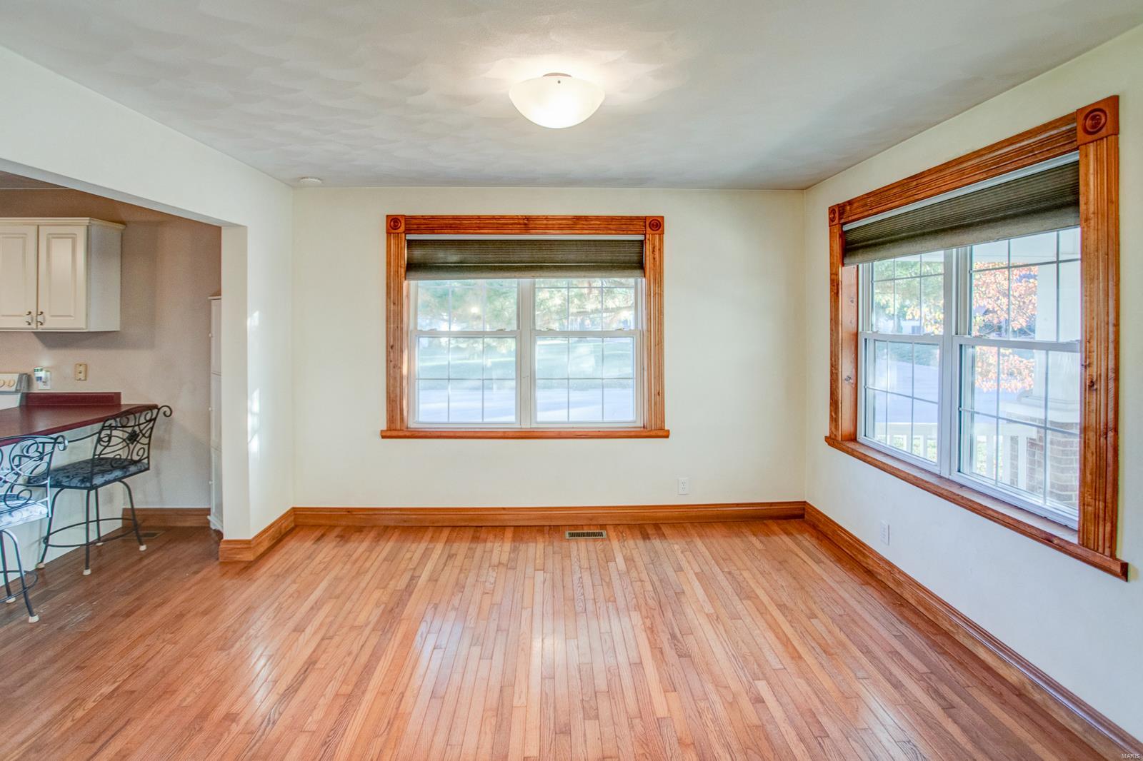 630 Morrison Avenue Waterloo, IL 62298 - Photo 3 of 25 Gallery Image 3