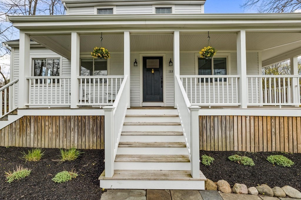 133 Stockbridge Road Scituate, MA 02066 - Photo 5 of 37 Gallery Image 5