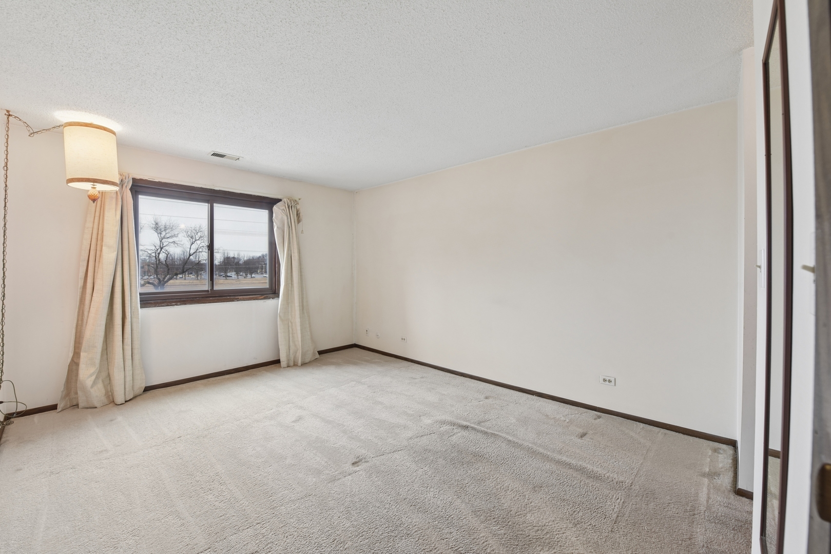 601 West Huntington Commons Road, Unit 202 Mount Prospect, IL 60056 - Photo 15 of 25