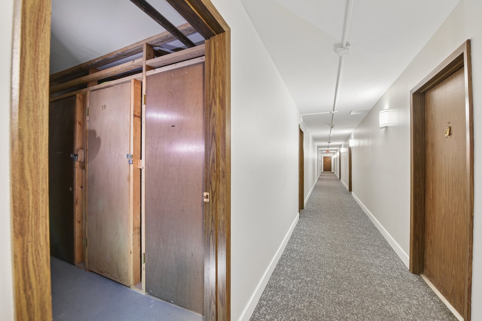 601 West Huntington Commons Road, Unit 202 Mount Prospect, IL 60056 - Photo 24 of 25