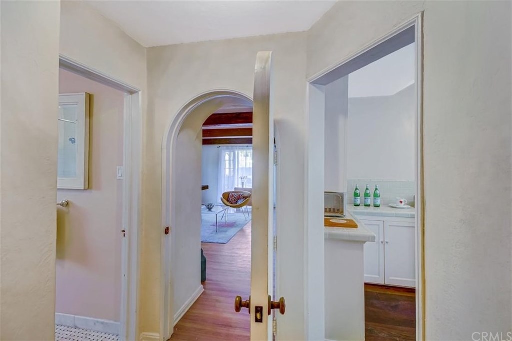 1115 Paladora Avenue Pasadena, CA 91104 - Photo 14 of 28