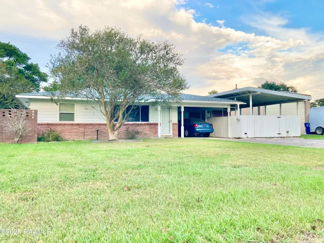$179,900 | 124 Carol Drive, Rayne, LA 70578