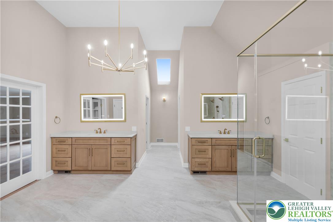 3685 Manor Road Bethlehem, PA 18020 - Photo 31 of 47 primary bath