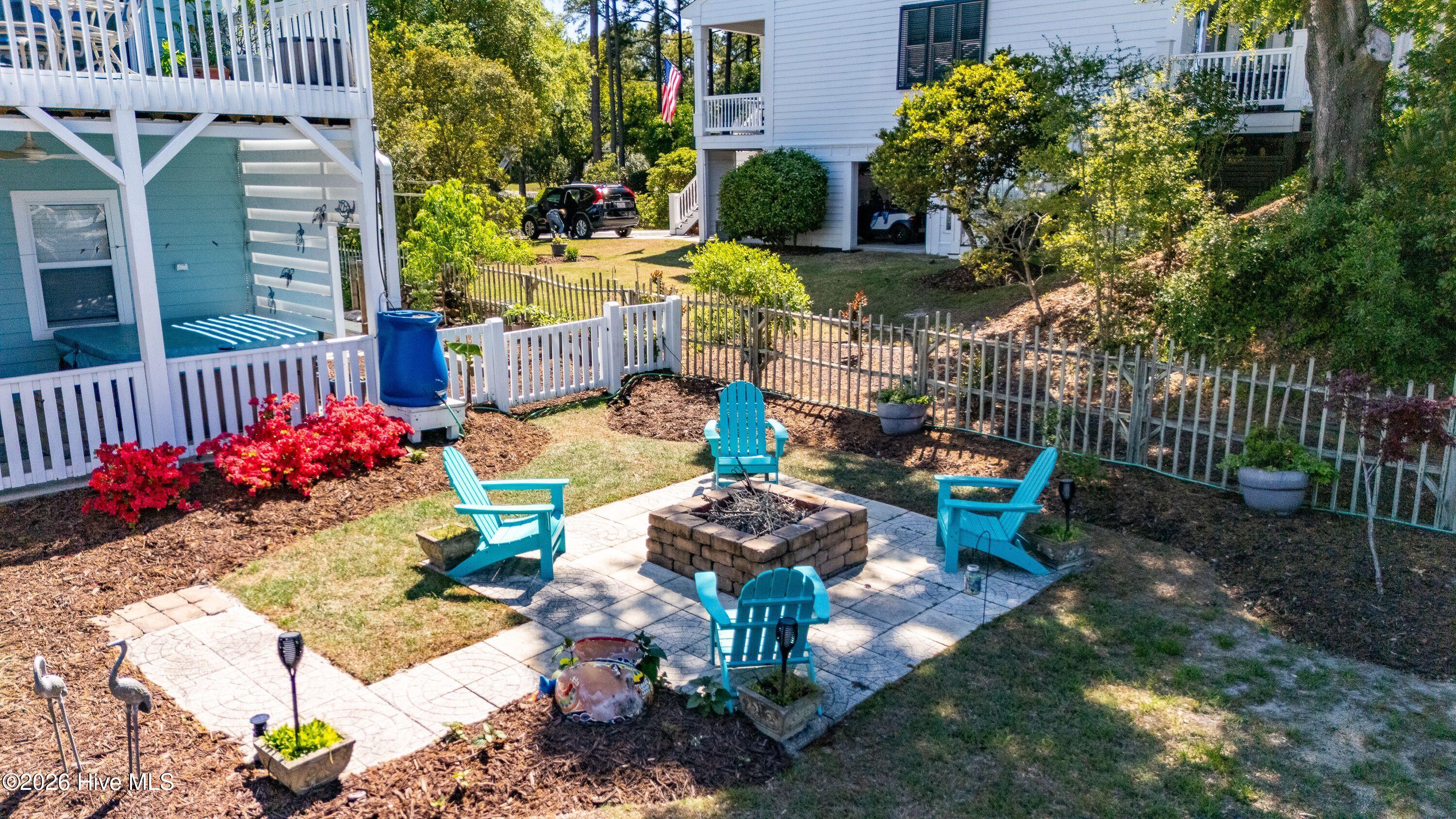 330 Cape Lookout Loop Emerald Isle, NC 28594 - Photo 10 of 80 amazing relaxing spots all in the yard!