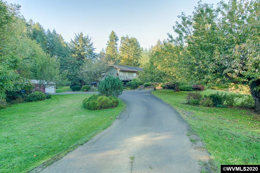 13990 Salt Creek Road Dallas, OR 97338 - Photo 5 of 42