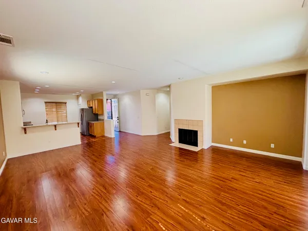 $2,899 | 5806 West Ave K-3, Lancaster, CA 93536