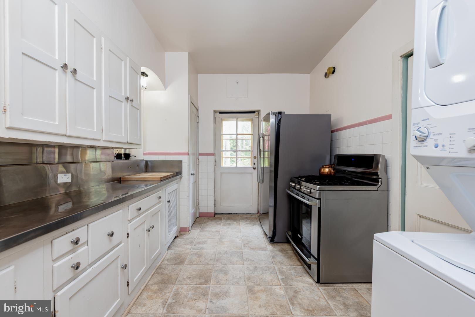 1187 Rydal Road Jenkintown, PA 19046 - Photo 23 of 44
