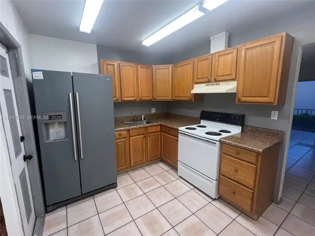 $1,650 | 9203 Northwest 38th Drive, Unit 12, Coral Springs, FL 33065
