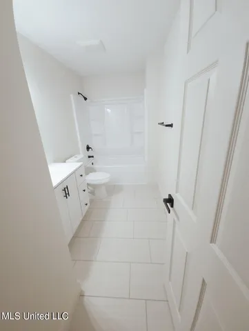 $319,000 | 3412 Hermitage Court, Ocean Springs, MS 39564