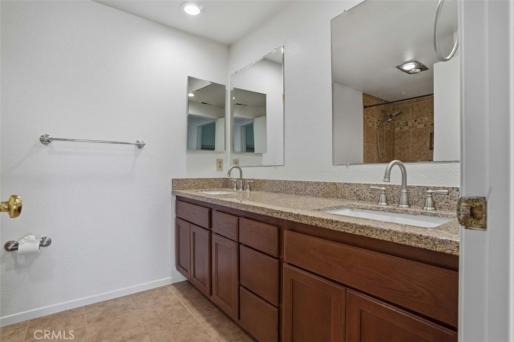 7337 Paseo Verde Carlsbad, CA 92009 - Photo 14 of 22