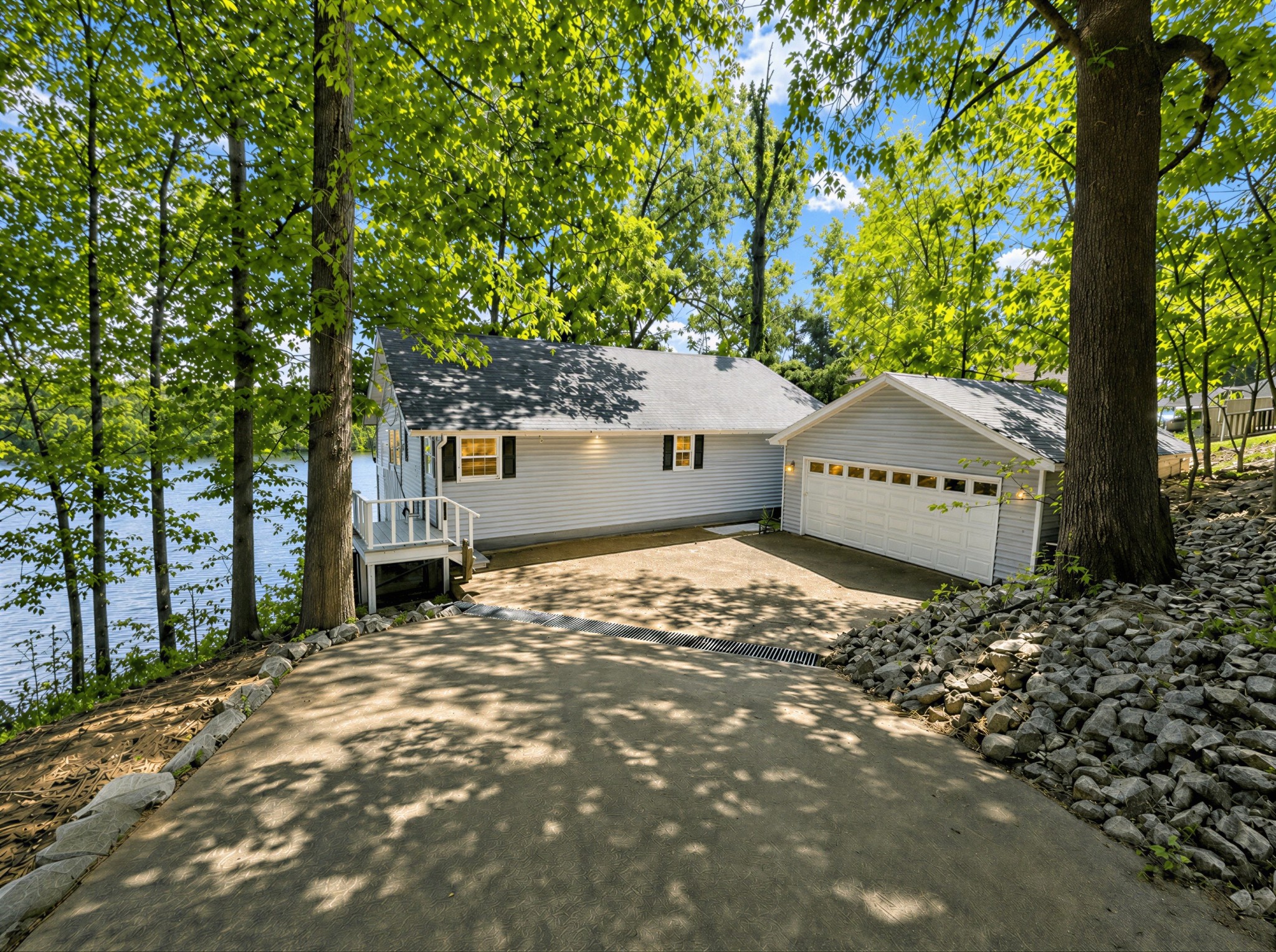 537 Algonquin Road Eddyville, KY 42038 - Photo 5 of 54
