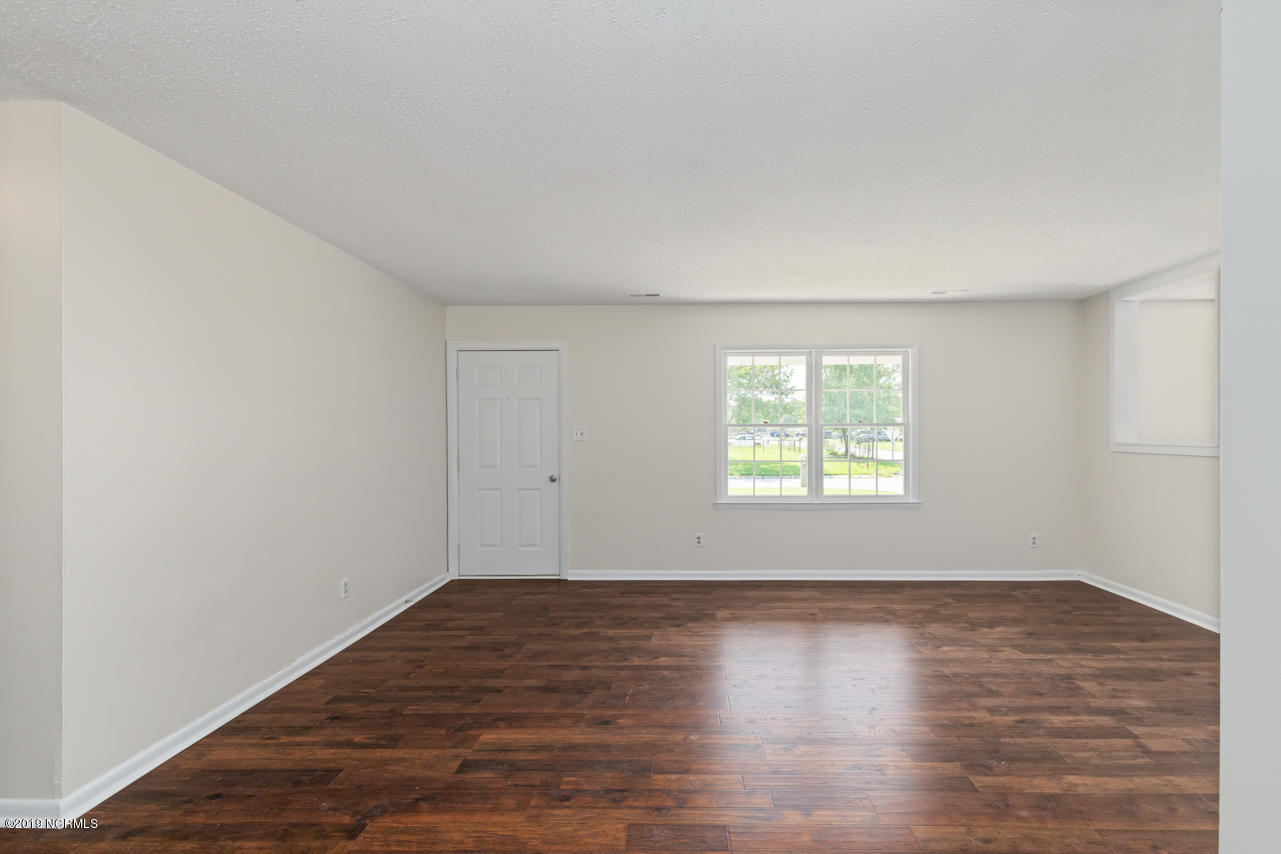2909 Country Club Road Jacksonville, NC 28546 - Photo 5 of 35 5