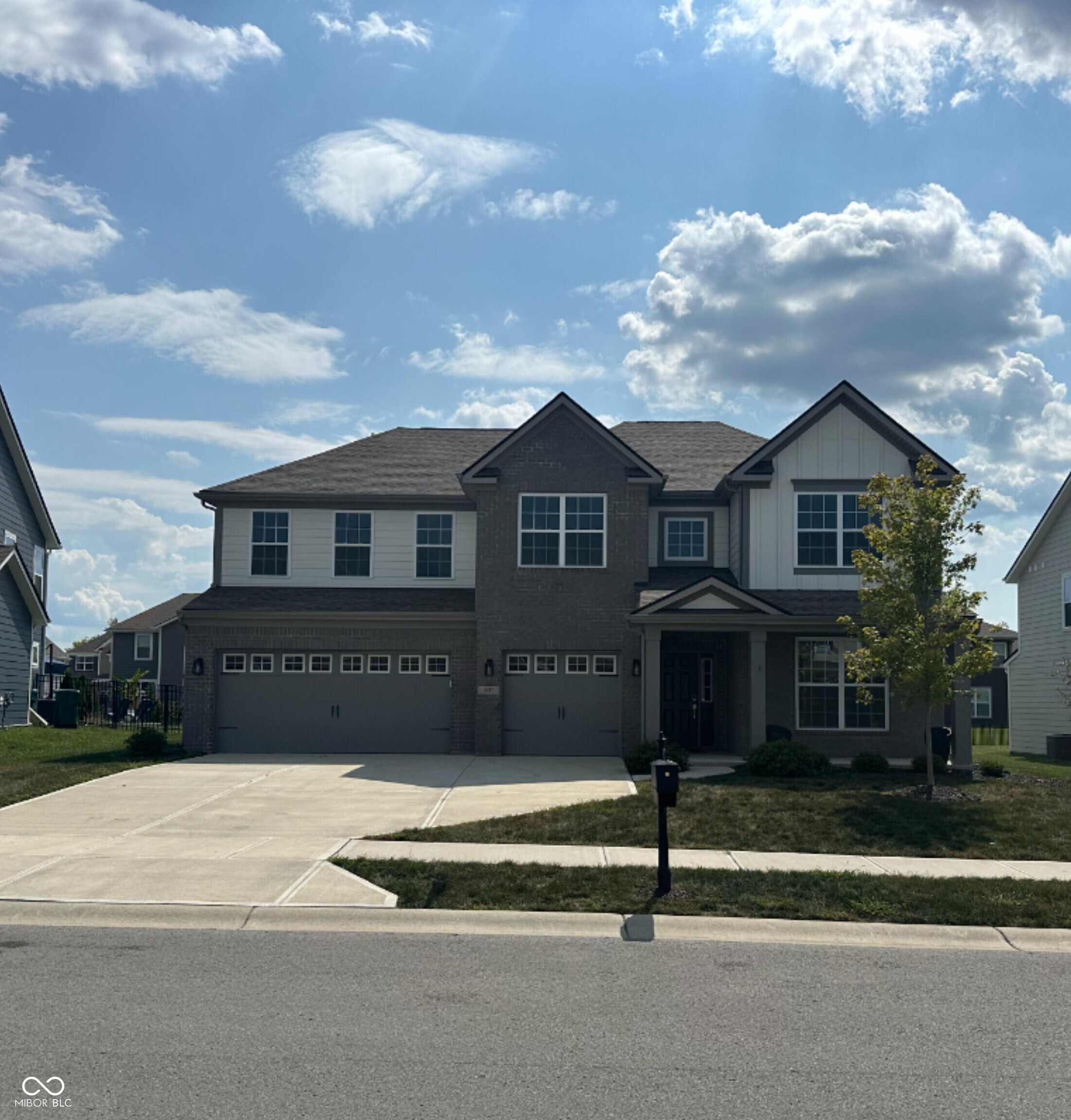 4187 Risen Star Way Bargersville, IN 46106 - Photo 2 of 38
