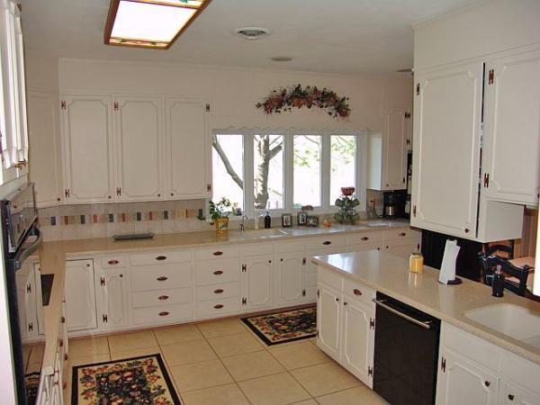 315 Sunset Road Salem, VA 24153 - Photo 2 of 6 Kitchen