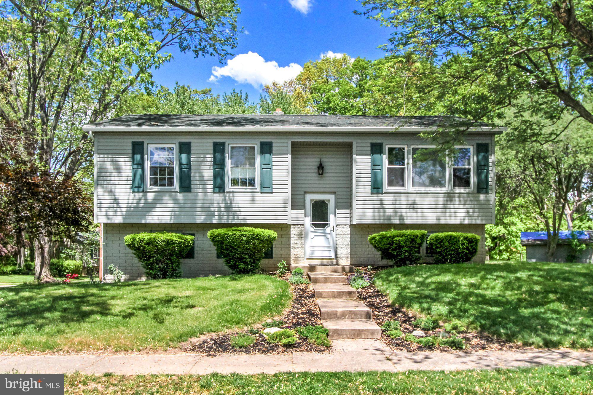2455 Redwood Road York, PA 17408 - Photo 1 of 28 Gallery Image 1
