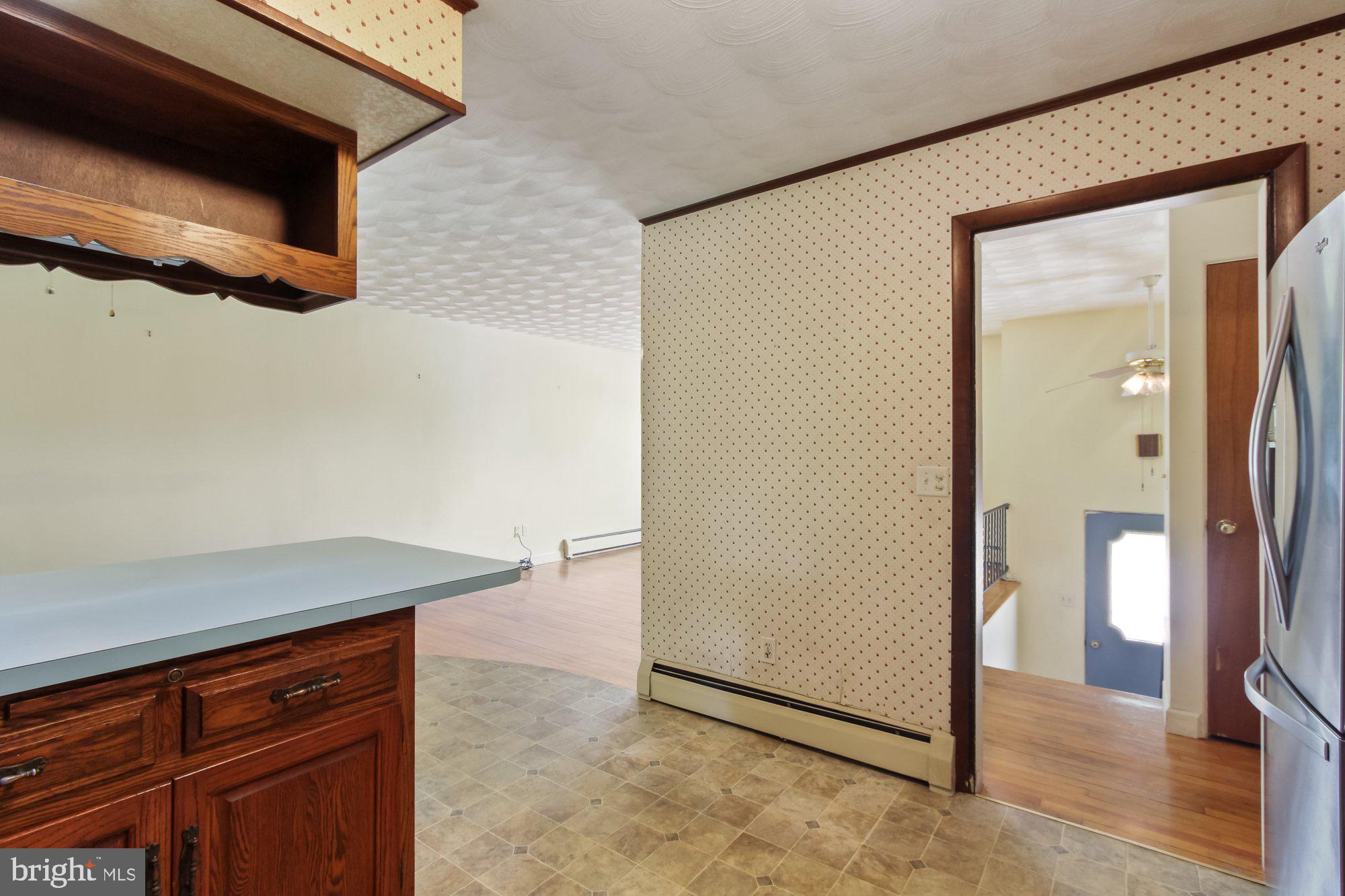 2455 Redwood Road York, PA 17408 - Photo 11 of 28 Gallery Image 11