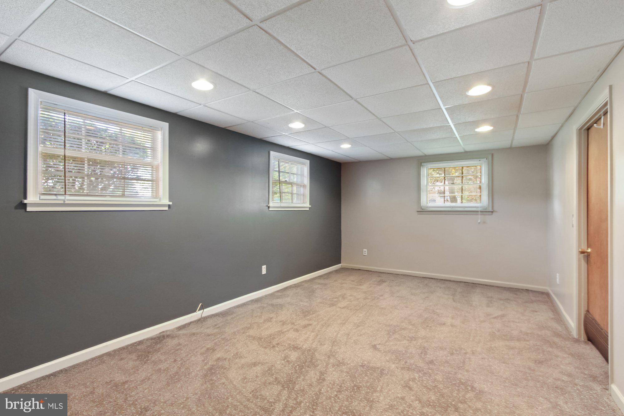 2455 Redwood Road York, PA 17408 - Photo 19 of 28 Gallery Image 19