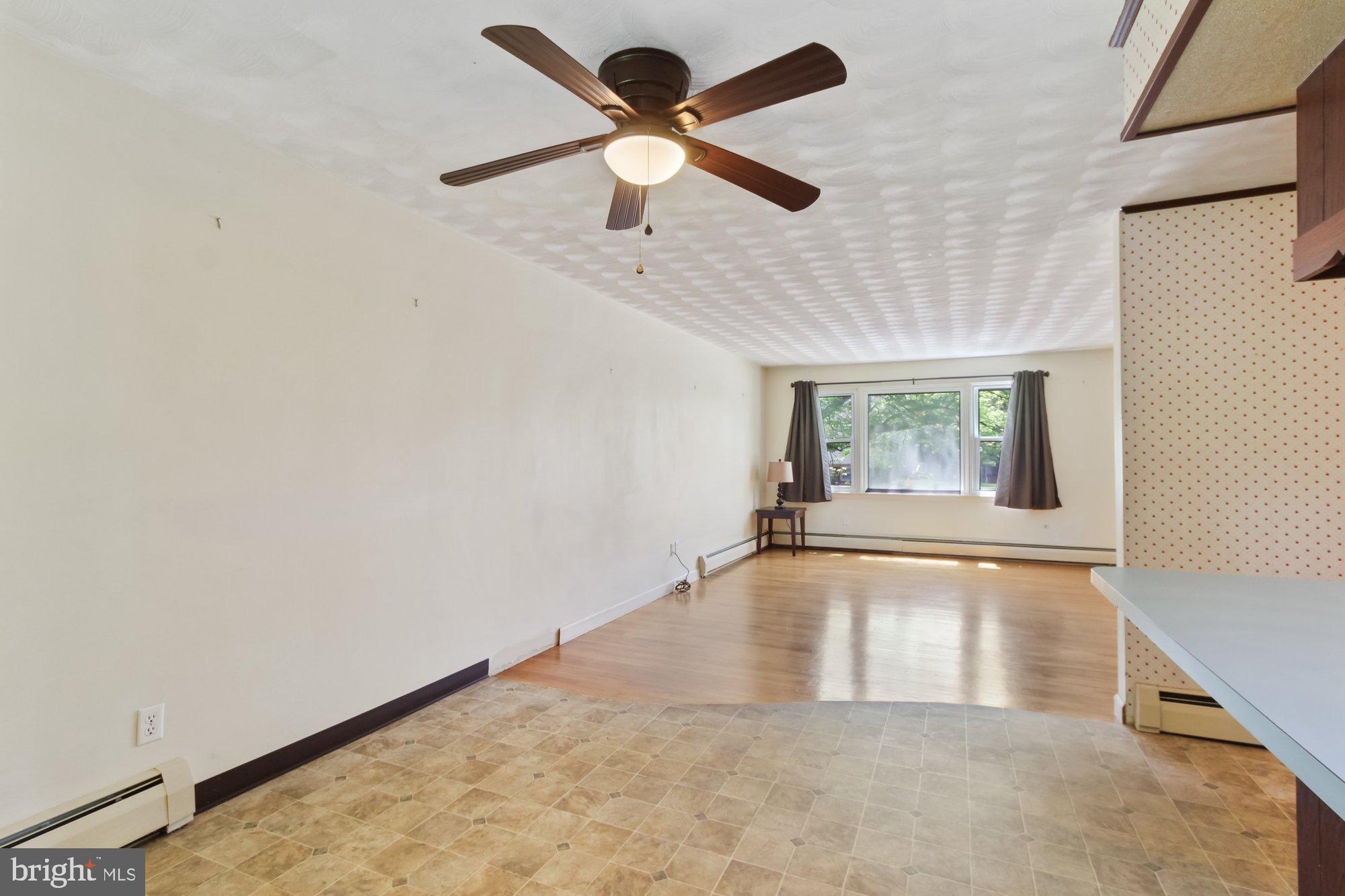 2455 Redwood Road York, PA 17408 - Photo 8 of 28 Gallery Image 8