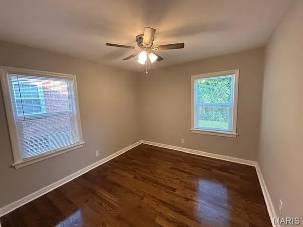 $1,400 | 7386 Milan Avenue, University City, MO 63130
